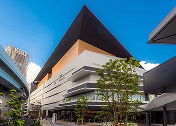 ウォーターズ竹芝　JR東日本四季劇場